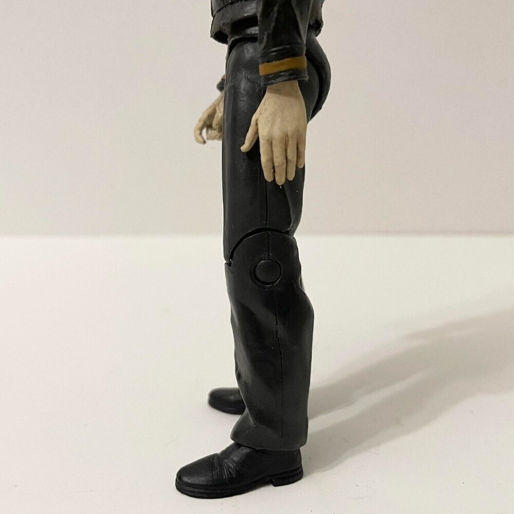 2002 Star Trek Lieutenant Commander Data 7 Inch Action Figure - Picture 10 of 16